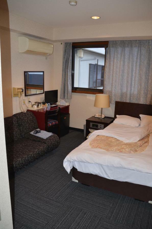 Business Hotel Top Inn Kagurano Вакаяма Экстерьер фото