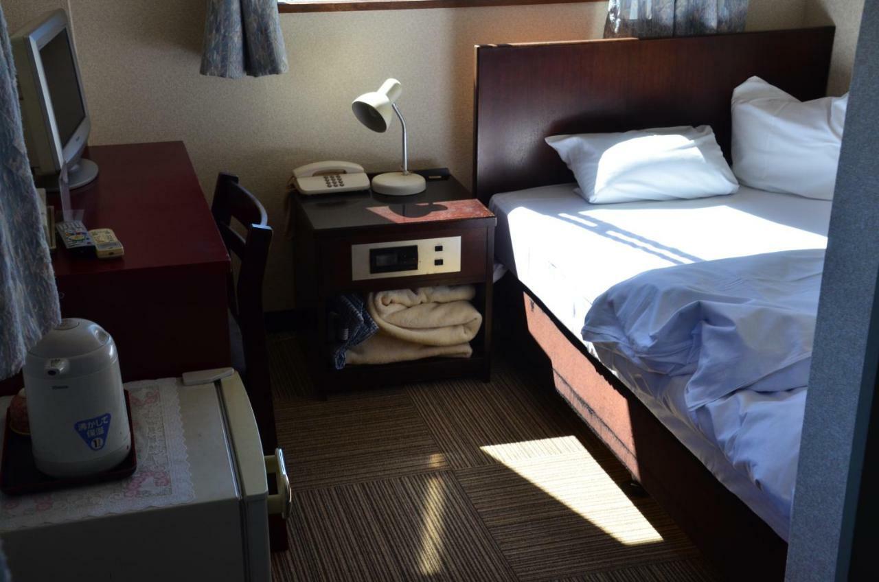 Business Hotel Top Inn Kagurano Вакаяма Экстерьер фото