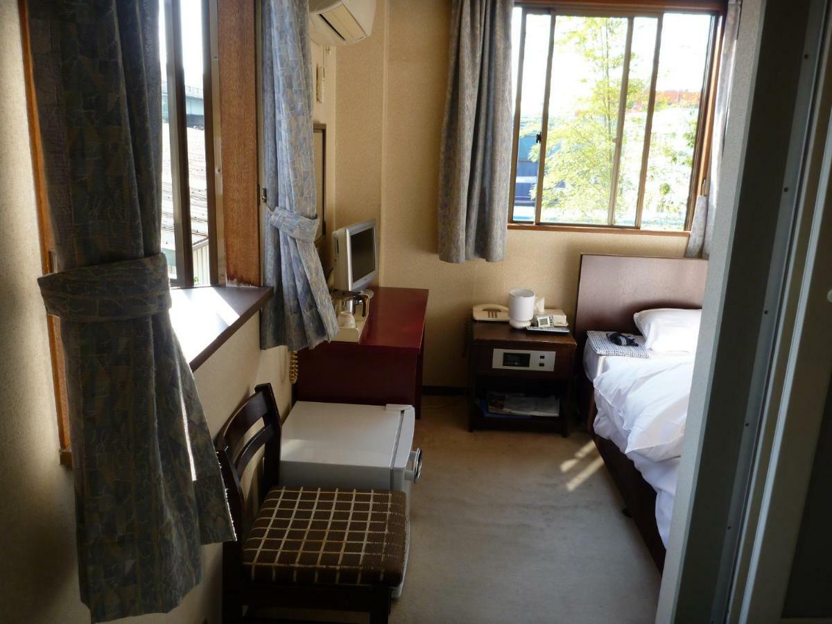 Business Hotel Top Inn Kagurano Вакаяма Экстерьер фото